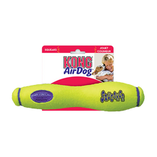 Kong Airdog Squeakair apporteringspinne med tau L - 34x13x6,5 CM